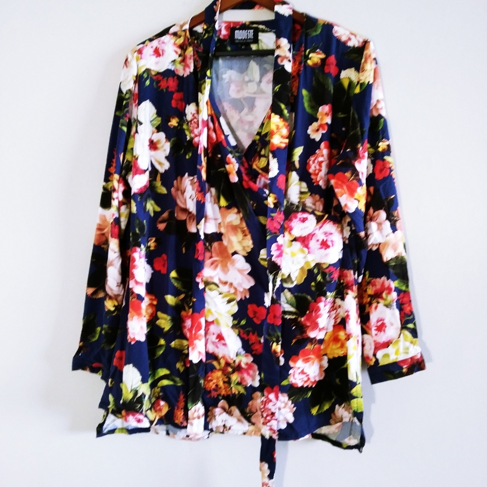 Women Flowered True Wrap Lone Sleeved Blouse XL